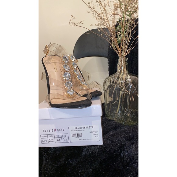 🌟SOLD🌟- FN jewelled heels size 8.5 - Picture 7 of 14